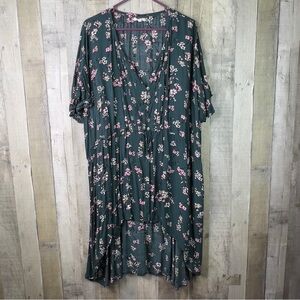 Maurice’s Size 3 Multicolored Floral Print Hi-Lo Blouse